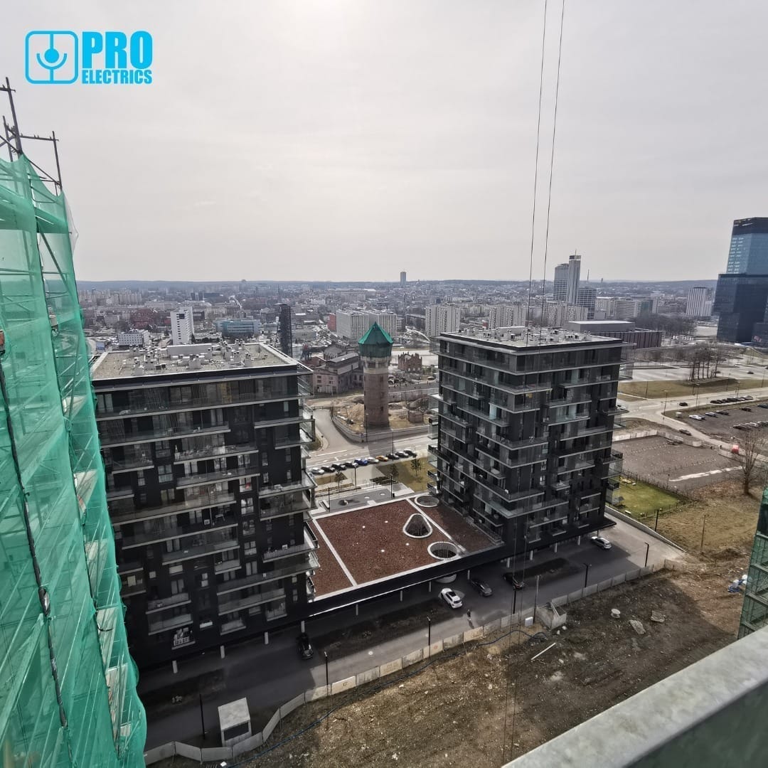 Widok z apartamentu z automatyką Loxone w Katowicach - realizacja PROelectrics
